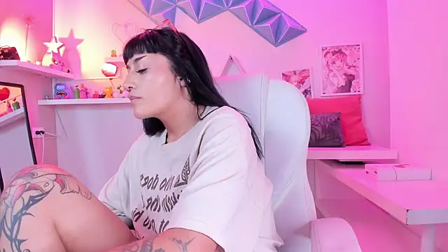 Valkiria ponce online show from 05/01/26, 05:01