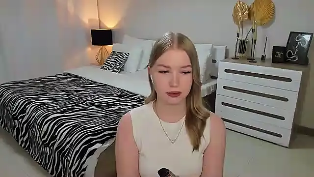 shy  lady online show from 03/05/25, 12:27