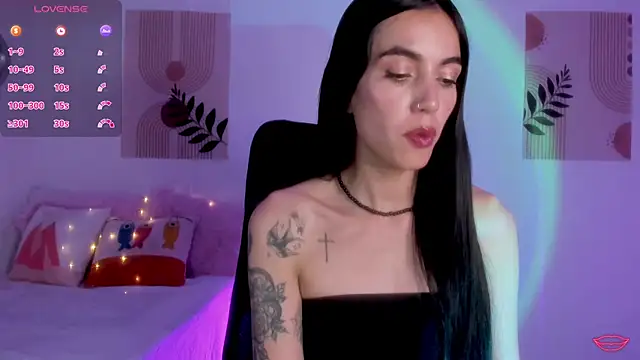 Snapshot of samy_lewis chatting on 11/30/25, 03:54 samy lewis online show from 11/30/25, 03:54