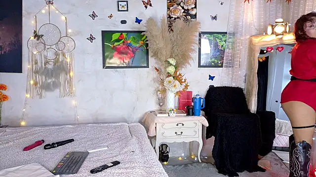 Kyara Queen online show from 04/09/26, 06:02