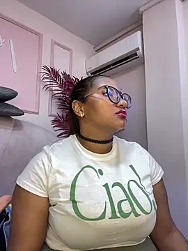 Lilithcaballero online show from 02/23/25, 04:28