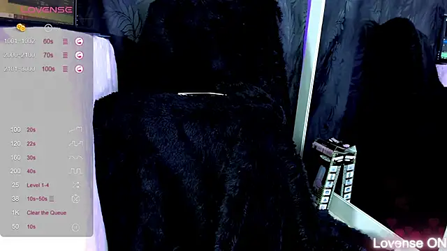 VyxenXBig cock online show from 07/05/26, 12:23