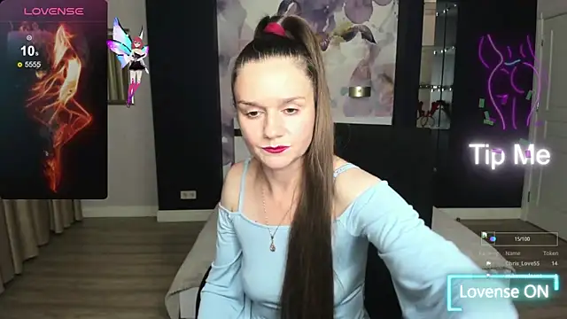 AriaGray online show from 10/03/25, 08:39