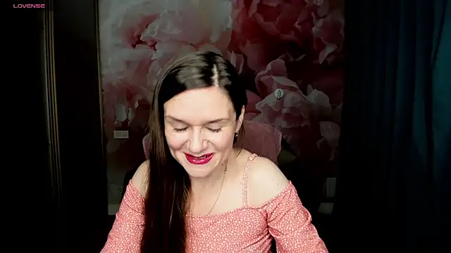 AriaGray online show from 11/24/25, 02:17