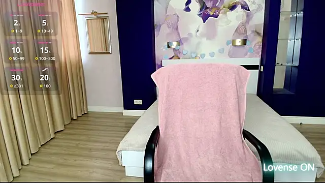 AriaGray online show from 04/01/26, 12:06