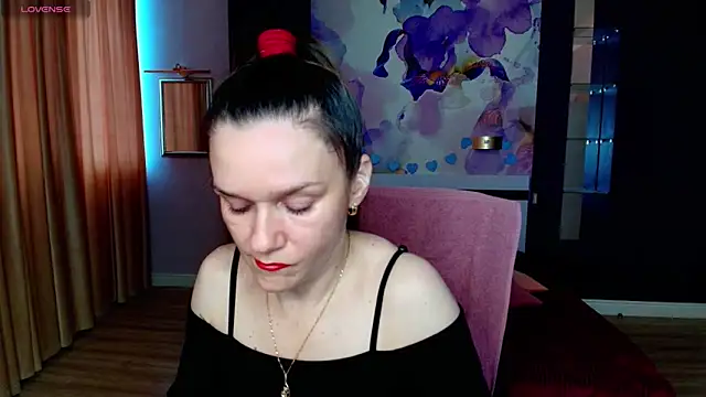 AriaGray online show from 04/04/26, 06:55