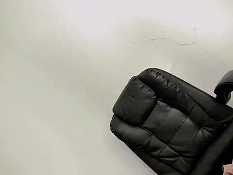 Selene14 online show from 03/29/26, 04:51