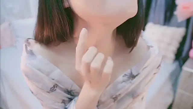 LY 26 online show from 02/24/25, 02:26