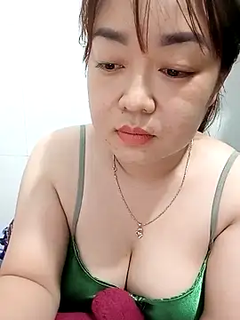 VyOanh2K online show from 02/17/25, 02:26