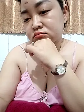 VyOanh2K online show from 09/10/25, 05:51