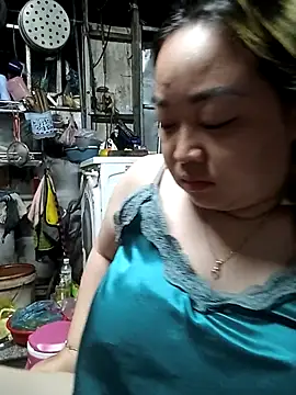 VyOanh2K online show from 09/28/25, 03:28