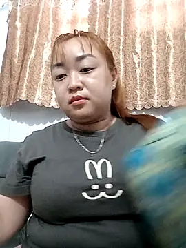 VyOanh2K online show from 10/29/25, 07:54