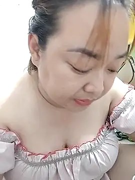 VyOanh2K online show from 02/16/26, 09:00