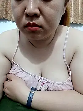 VyOanh2K online show from 04/17/26, 03:37