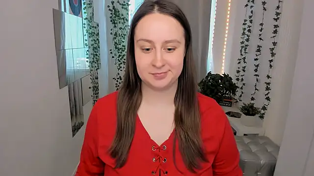 Snapshot of Lattea chatting on 06/14/26, 05:09 Lattea online show from 06/14/26, 05:09