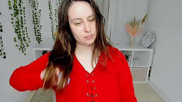 Snapshot of Lattea chatting on 06/21/26, 12:30 Lattea online show from 06/21/26, 12:30