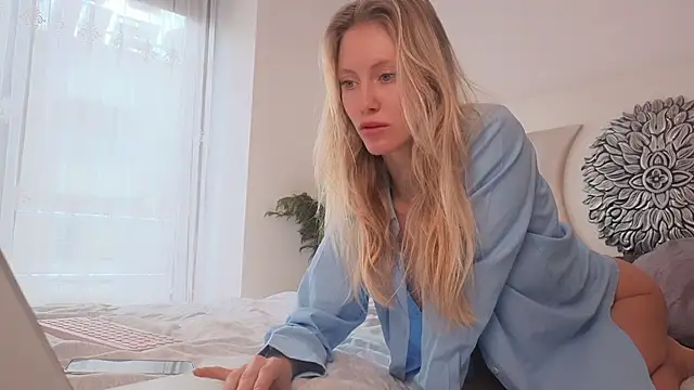 my lina online show from 03/04/25, 06:15