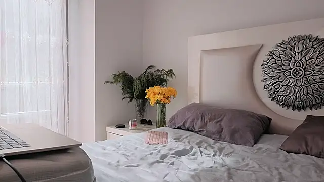 my lina online show from 03/05/25, 07:38