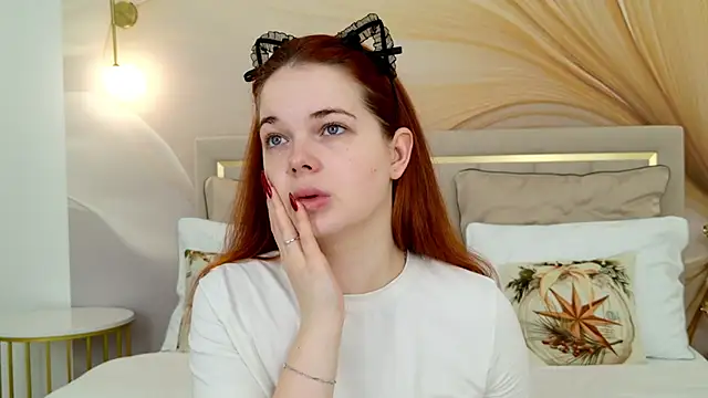 DeniseReese online show from 12/18/25, 03:01