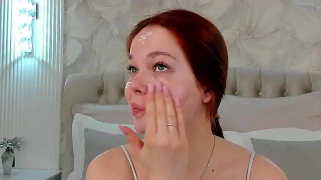 DeniseReese online show from 04/21/26, 02:26