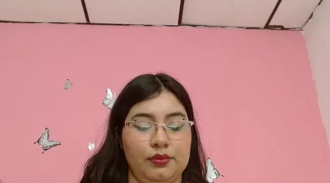 LaylaHolmes online show from 12/13/24, 05:43