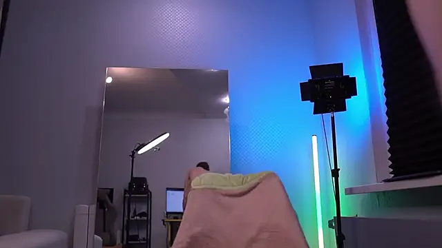 Bruno Banani online show from 11/03/25, 04:19