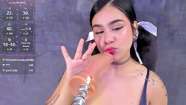 zyle boobs online show from 03/12/25, 07:59