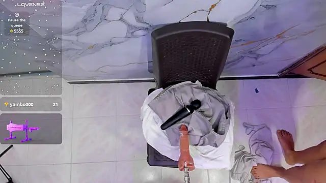 zyle boobs online show from 03/23/25, 02:37