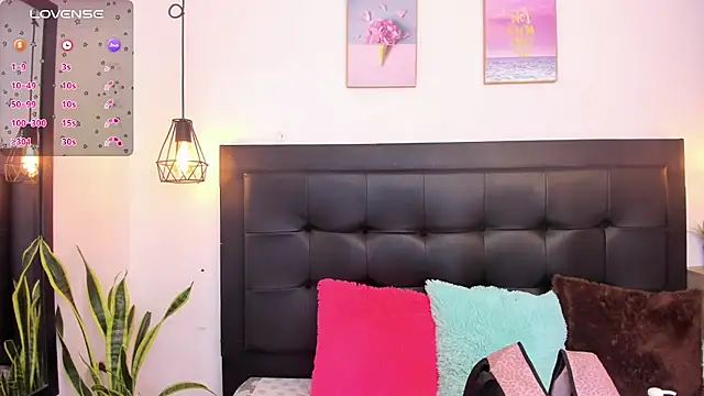 Snapshot of sweet_abby1 chatting on 12/05/24, 12:33 sweet abby1 online show from 12/05/24, 12:33