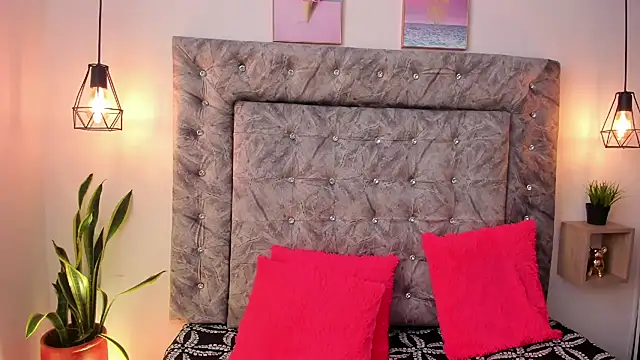 Snapshot of sweet_abby1 chatting on 03/10/25, 02:37 sweet abby1 online show from 03/10/25, 02:37