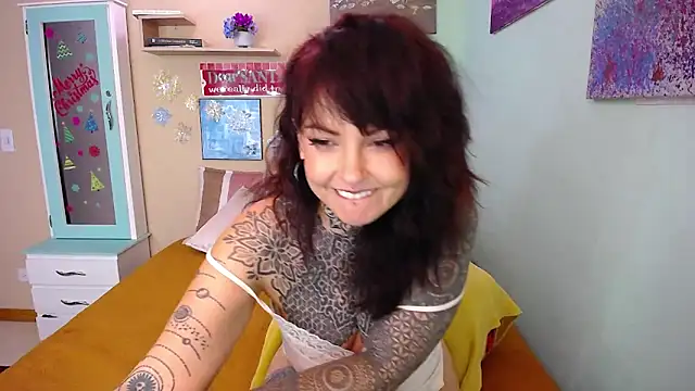 LolaRouse online show from 12/26/24, 09:47