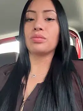 Sara luna  online show from 03/18/25, 02:48