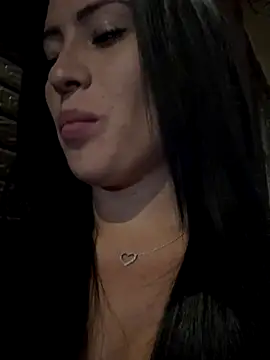 Sara luna  online show from 11/16/25, 01:55