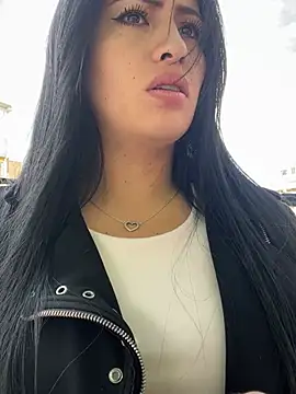 Sara luna  online show from 07/10/26, 01:58