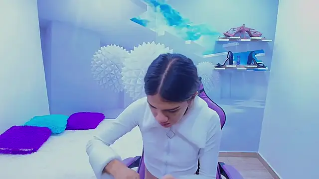 DEMI LEED online show from 11/05/25, 12:27