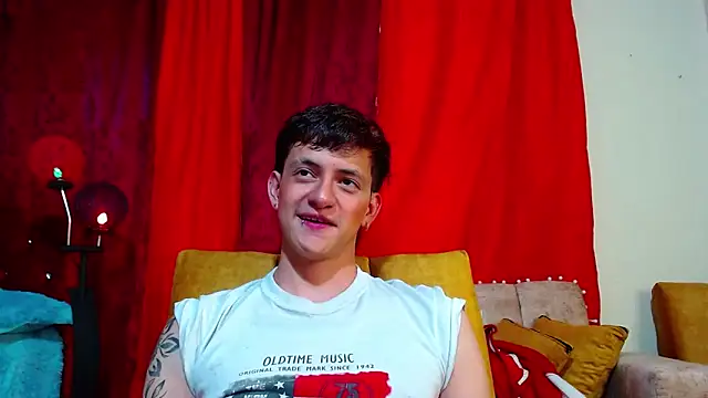 GabyThoms online show from 12/31/24, 09:28