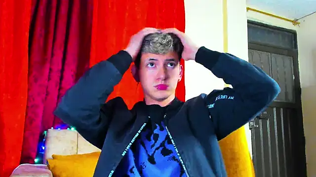 GabyThoms online show from 02/05/25, 06:02