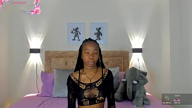 Rihana hot01 online show from 11/21/25, 10:41