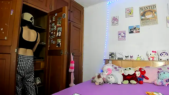 Snapshot of LunaDeCristall chatting on 09/09/25, 07:19 LunaDeCristall online show from 09/09/25, 07:19