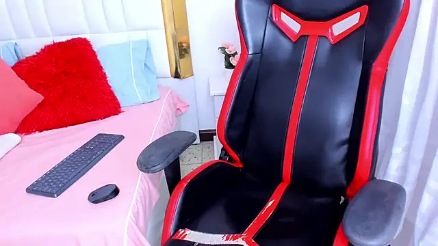 MadelineJackson online show from 03/23/25, 12:04