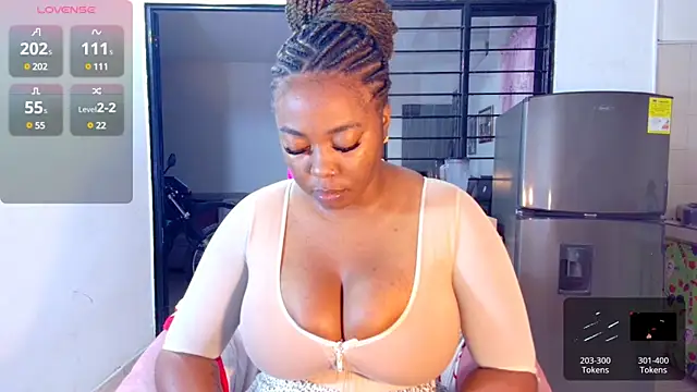 CiaraEbony online show from 03/20/25, 08:42