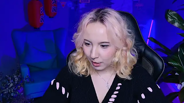 JasmineMilko online show from 03/04/25, 11:19