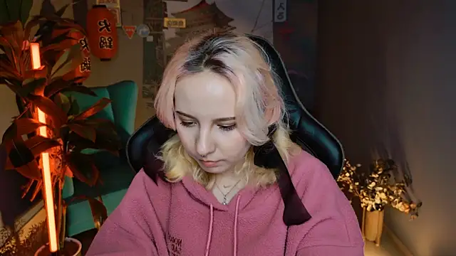 JasmineMilko online show from 03/09/25, 12:42