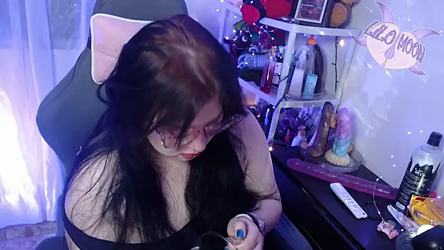 LiloMoon69 online show from 02/04/25, 03:54