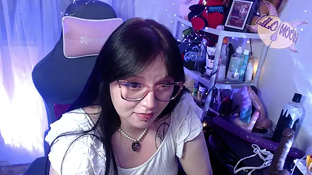 LiloMoon69 online show from 02/08/25, 06:43