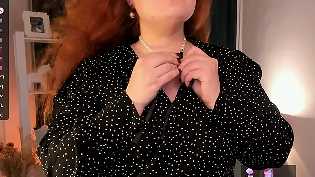 Lana Bananass online show from 06/06/26, 12:32