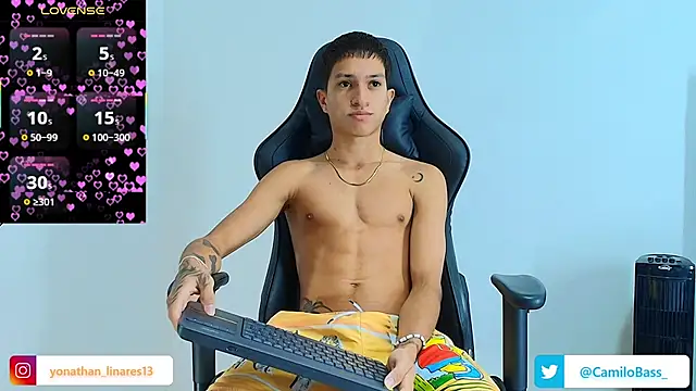  CamiloBass online show from 10/13/25, 07:47