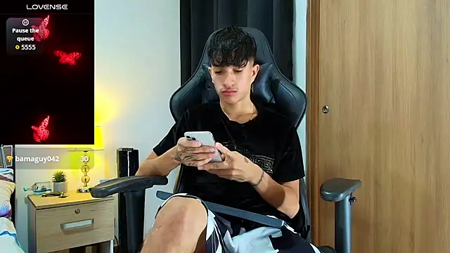  CamiloBass online show from 05/19/26, 01:56