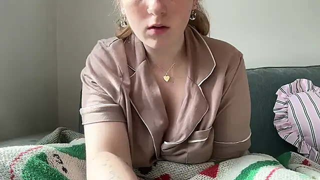 lilsbabyxo online show from 05/17/26, 07:28