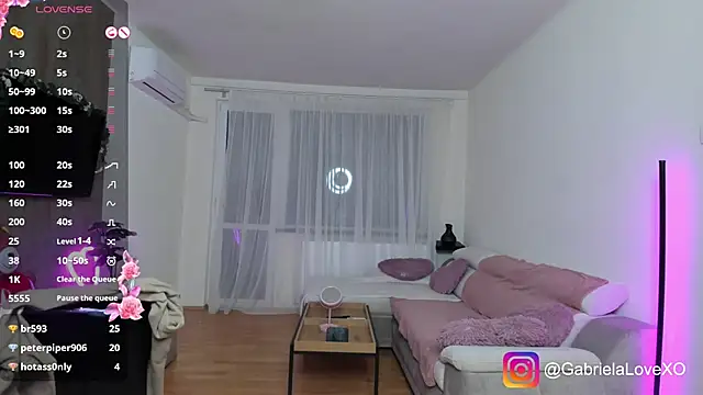 GabrielaLove  online show from 02/19/25, 11:57